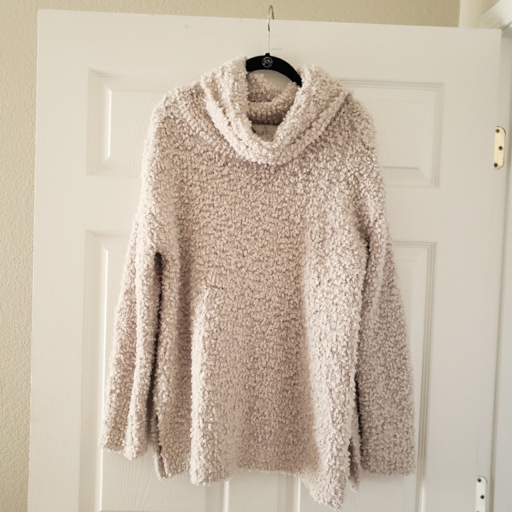Women's Cozy Cream Sweater